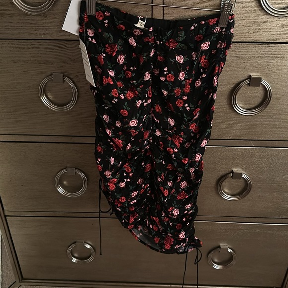 🛍️SALE🛍️ For Love & Lemons Molly Drawstring Skirt in Rose (NWT) - Picture 6 of 6